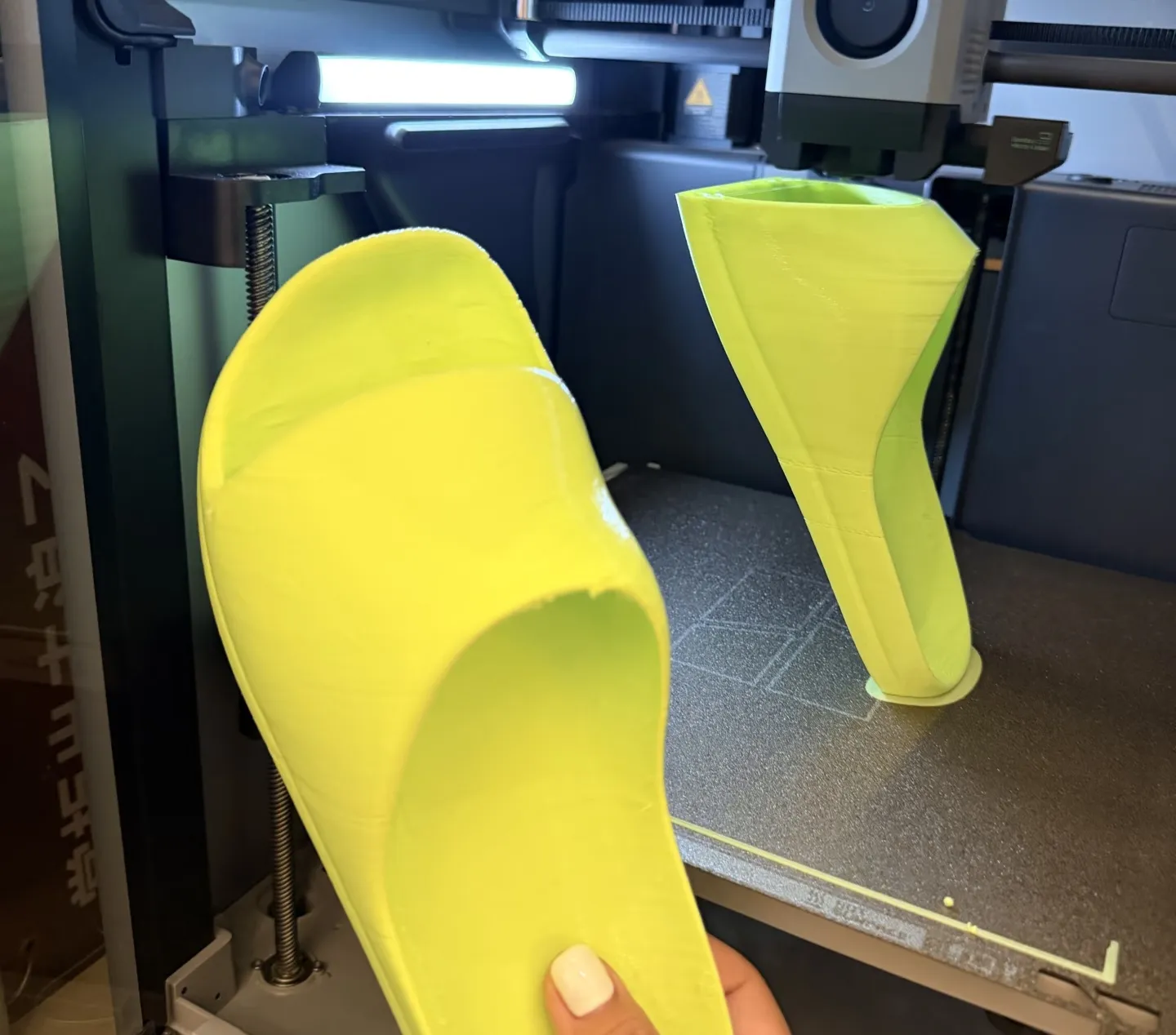 Flexible TPU printed part bending during 3D printing test